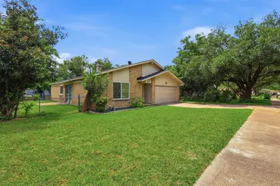 510 Dean Court, Duncanville, TX 75137 - Photo 3