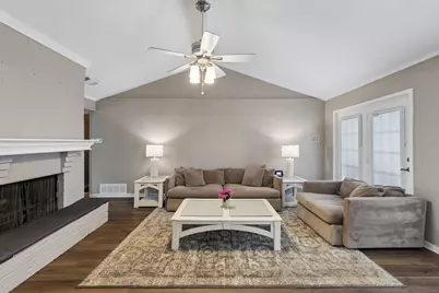 1310 Briar Hollow Lane, Garland, TX 75043 - Photo 11
