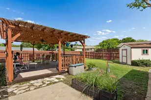 1310 Briar Hollow Ln, Garland, TX 75043 - Photo 27