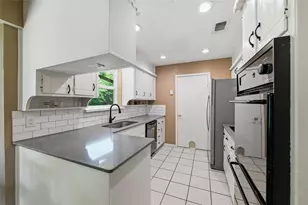 6808 Winifred Dr, Fort Worth, TX 76133 - Photo 9
