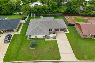 6808 Winifred Dr, Fort Worth, TX 76133 - Photo 33