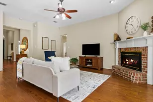 5902 Hilton Head Dr, Garland, TX 75044 - Photo 11
