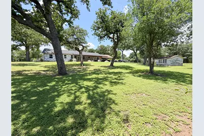 1920 Crow Drive, Waco, TX 76705 - Photo 37