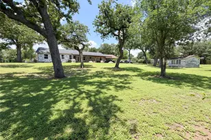 1920 Crow Dr, Waco, TX 76705 - Photo 37