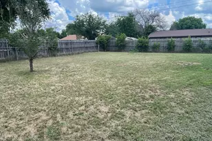 604 N Angelina St, Whitney, TX 76692 - Photo 5