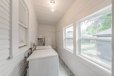 1409 W Allen Avenue, Fort Worth, TX 76110 - Photo 21