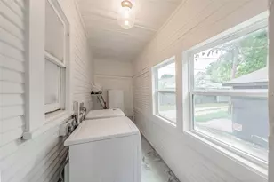 1409 W Allen Ave, Fort Worth, TX 76110 - Photo 21