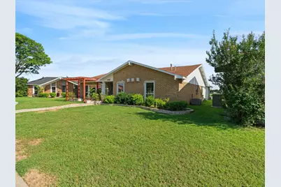 1952 Rambling Ridge Lane, Carrollton, TX 75007 - Photo 3