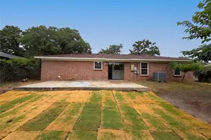 512 Lake Crest Pkwy, Azle, TX 76020 - Photo 5