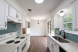 512 Lake Crest Pkwy, Azle, TX 76020 - Photo 9