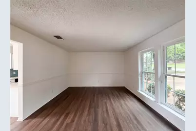 512 Lake Crest Parkway, Azle, TX 76020 - Photo 3