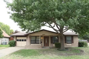 800 Brentwood Ln, Richardson, TX 75080 - Photo 1