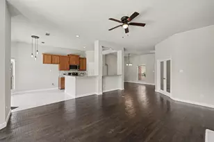 200 Hardwicke Ln, Little Elm, TX 75068 - Photo 7