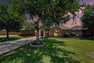 200 Hardwicke Ln, Little Elm, TX 75068 - Photo 27