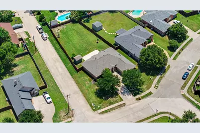 200 Hardwicke Lane, Little Elm, TX 75068 - Photo 3