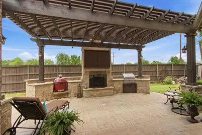 100 Honeysuckle Way, Flower Mound, TX 75028 - Photo 37