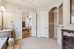 100 Honeysuckle Way, Flower Mound, TX 75028 - Photo 19