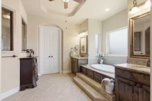 100 Honeysuckle Way, Flower Mound, TX 75028 - Photo 17