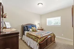 100 Honeysuckle Way, Flower Mound, TX 75028 - Photo 31