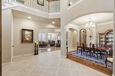 100 Honeysuckle Way, Flower Mound, TX 75028 - Photo 5