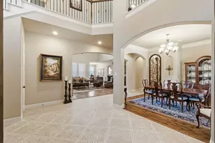 100 Honeysuckle Way, Flower Mound, TX 75028 - Photo 5