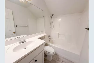 1226 Oakmanor Circle, Hewitt, TX 76643 - Photo 13