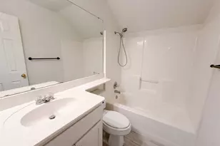 1226 Oakmanor Cir, Hewitt, TX 76643 - Photo 13