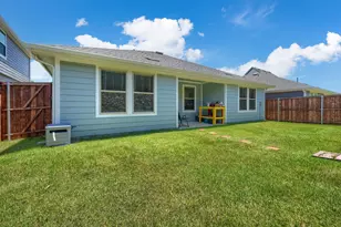 11145 E Chase Ln, Providence Village, TX 76227 - Photo 17