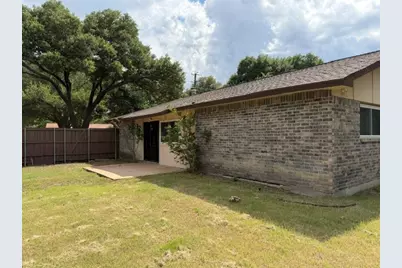 1401 Cross Bend Road, Plano, TX 75023 - Photo 9