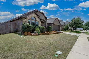 5 Duskview Ln, Edgecliff Village, TX 76134 - Photo 3