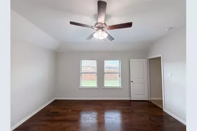 709 Ravenwood Drive, Saginaw, TX 76179 - Photo 17