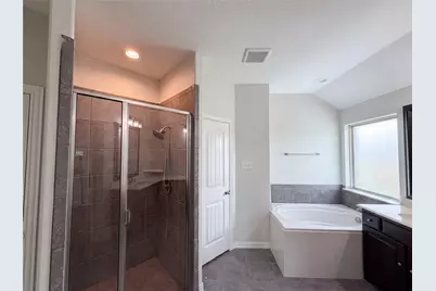 709 Ravenwood Drive, Saginaw, TX 76179 - Photo 13