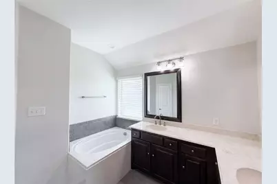 709 Ravenwood Drive, Saginaw, TX 76179 - Photo 15