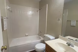 2213 Creek Royal Dr, Mesquite, TX 75181 - Photo 5