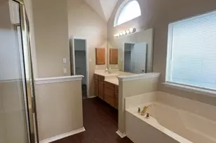 2213 Creek Royal Dr, Mesquite, TX 75181 - Photo 11