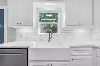 3608 N 26th Street, Waco, TX 76708 - Photo 9