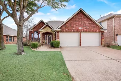 2569 Pinnacle Point Drive, Grand Prairie, TX 75054 - Photo 1