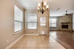 2569 Pinnacle Point Dr, Grand Prairie, TX 75054 - Photo 11