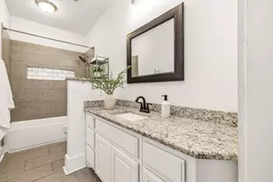 5736 Tremont St, Dallas, TX 75214 - Photo 25