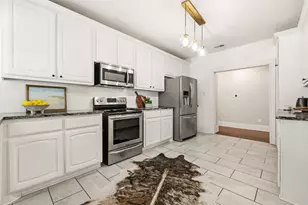 5736 Tremont St, Dallas, TX 75214 - Photo 13