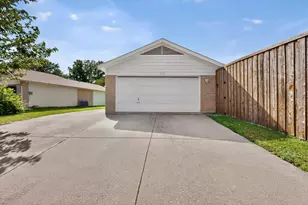 3318 Shield Ln, Garland, TX 75044 - Photo 37