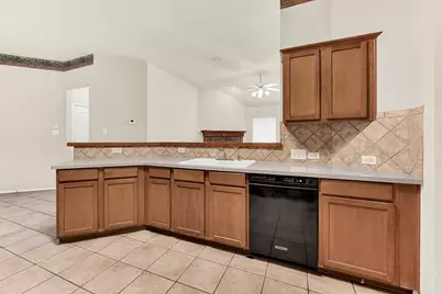 11408 Clover Knoll Drive, Frisco, TX 75035 - Photo 7