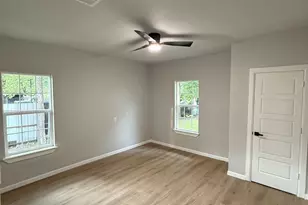 758 Bethpage Ave, Dallas, TX 75217 - Photo 11