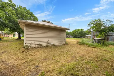 502 S Elm Street, Celeste, TX 75423 - Photo 19