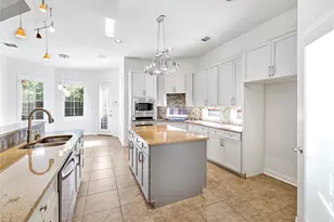 2511 Sir Tristram Ln, Lewisville, TX 75056 - Photo 9