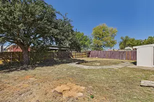 5401 Denise Dr, Haltom City, TX 76148 - Photo 21
