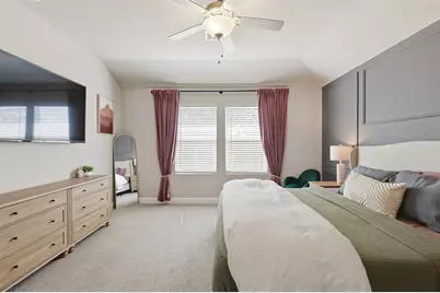 9352 Lone Maverick Drive, Fort Worth, TX 76036 - Photo 5