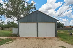 111 Rose, Merkel, TX 79536 - Photo 37
