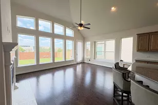 323 Butternut Wy, Irving, TX 75063 - Photo 15