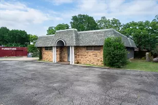1501 Southeast Pkwy, Azle, TX 76020 - Photo 1